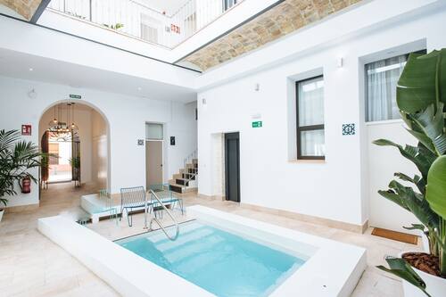 Book Lola De Triana Apartments In Seville Hotels Com Book Lola De Triana Apartments In Seville Hotels Com