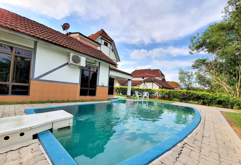 Book D Faro At A Famosa Resort Villa By Beestay In Alor Gajah Hotels Com