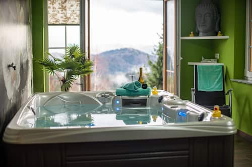Book Holiday Home With Hot Tub And Sauna Sabina In Rovte Hotels Com
