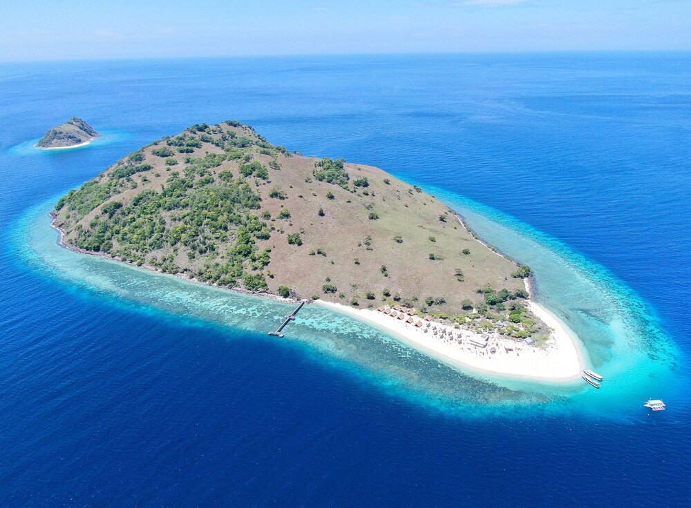 le pirate island - adults only