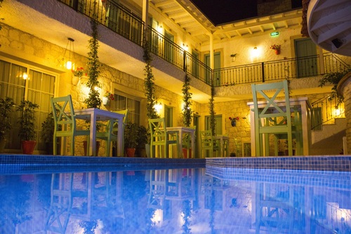 Avlu Alacati Butik Otel Cesme Hotels Com