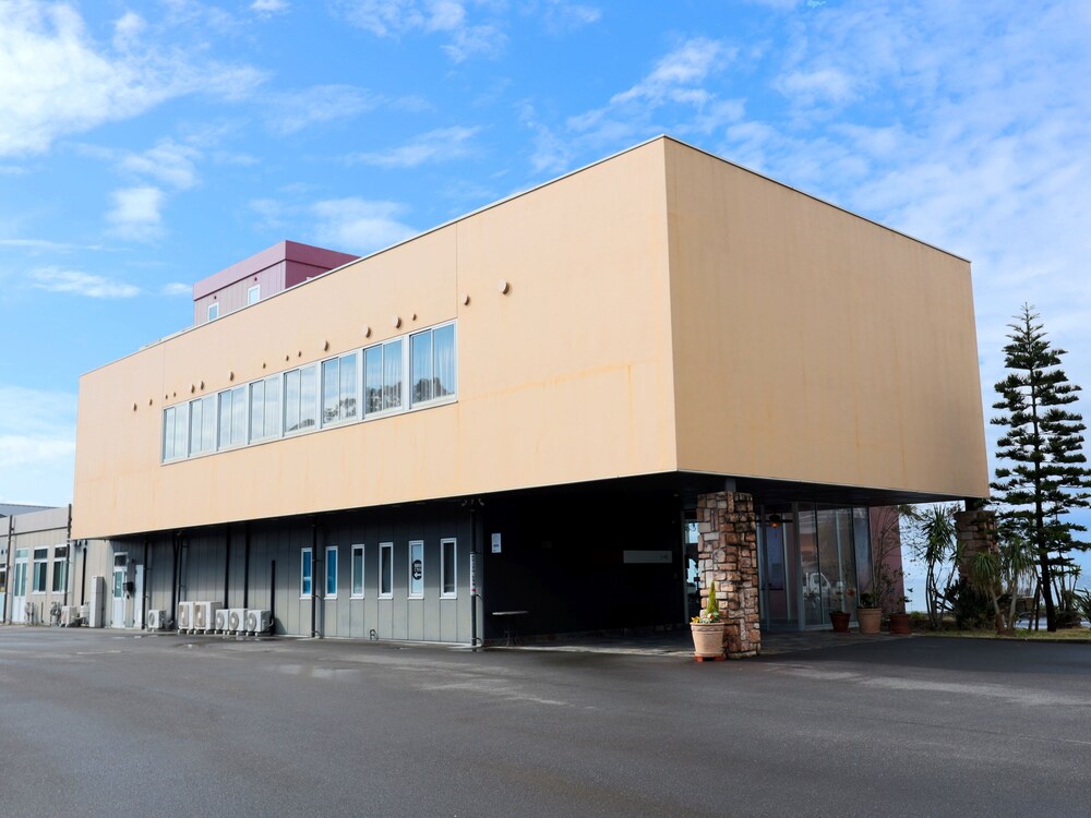 OYO OCEAN RESORT えぐち家鹿児島 ( 日置 ) の宿泊予約  ホテルズ 