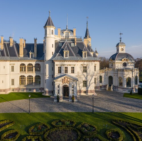 ゴドゥルー ゲデレー宮殿 周辺のホテル 宿泊予約 格安ホテル予約 最安値検索 ホテルズドットコム