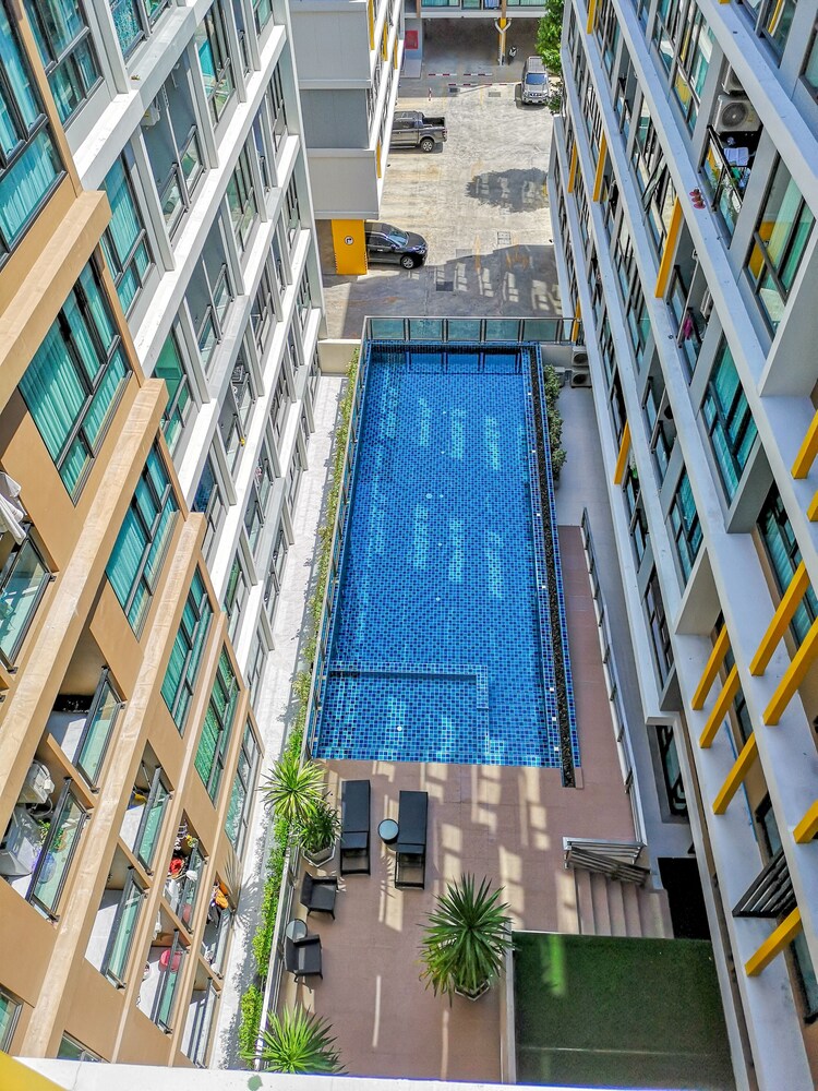 ニュー コンドア W プール アンド ジム ニア ファッション アイランド モール バンコク の宿泊予約 ホテルズドットコム