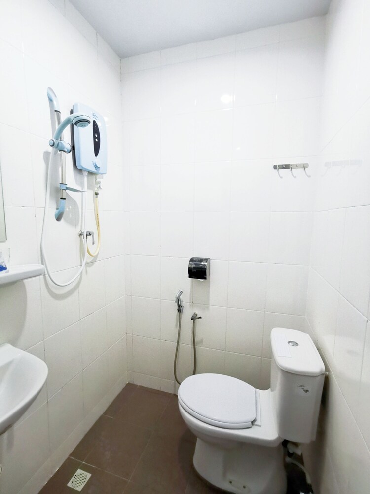 Gurney Coast House at Gurney Drive (George Town, Malaysia), George 