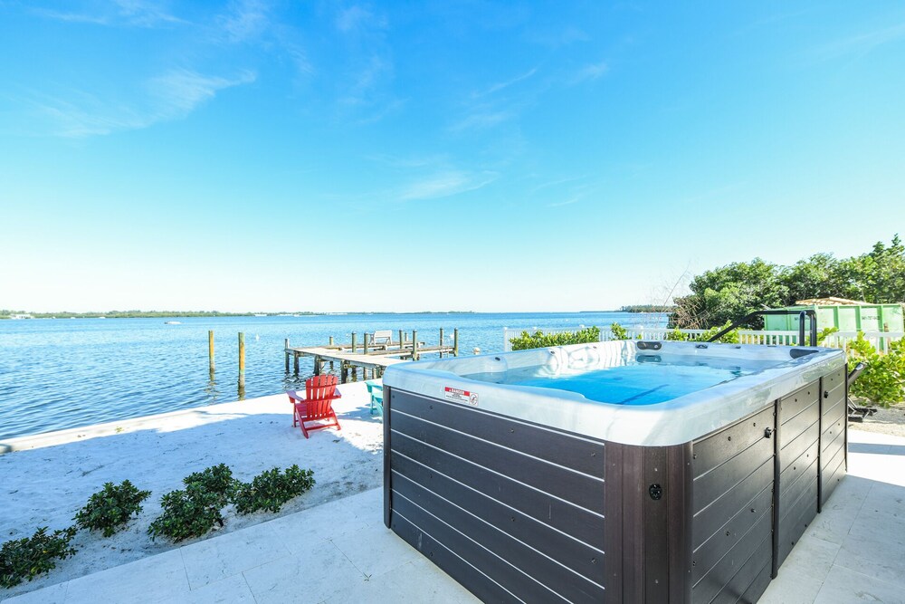 独立别墅, 多张床, 私人游泳池 - 阳台