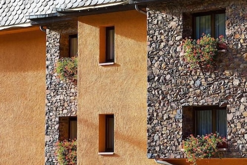 Shusski Encamp Andorra Encamp Hotel Discounts Hotels Com