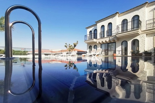 Book Cemal Alacati Butik Hotel In Cesme Hotels Com