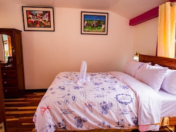 Picture of Mountain View Hotel With Two Terraces - Queen Room 5 in Ollantaytambo