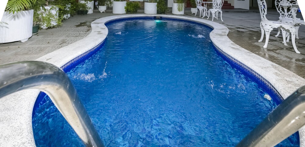 Book Hotel Mediterraneo Inn in Santa Rosa de Lima  Hotels.com