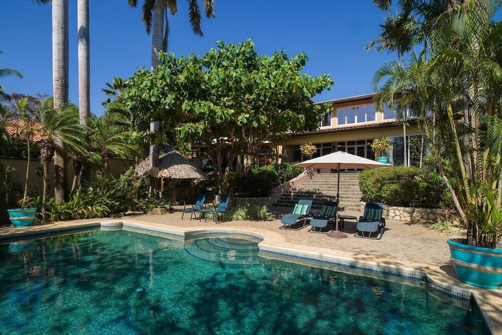 Book Casa De Luz in Tamarindo