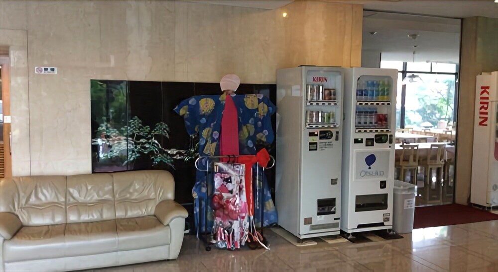 ホテルニューユタカ 泉佐野 の宿泊予約 ホテルズドットコム