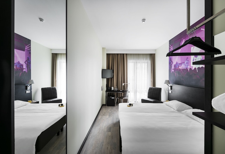 Comfort Hotel LT - Rock 'n' Roll Vilnius, Vilnius, Standard Double Room, Guest Room