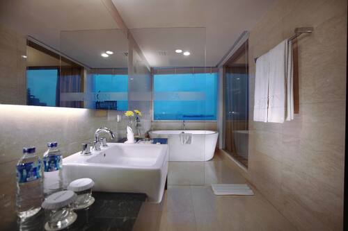ASTON Makassar Hotel & Convention Center, Makassar - Updated Price, Reviews & HD Photos | Hotels.com