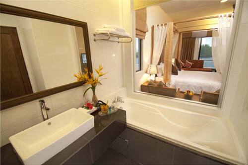 Tok Aman Bali Beach Resort Pasir Puteh Updated Price Reviews Hd Photos Hotels Com