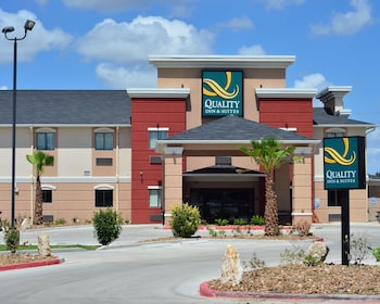 Save With These Awesome Kenedy Hotel Deals Texas Hotels Picture Of Quality Inn Suites Kenedy Karnes City In
