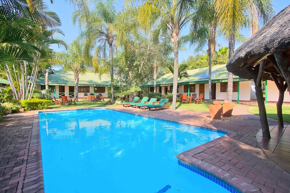 Book Tzaneen Country Lodge in Tzaneen