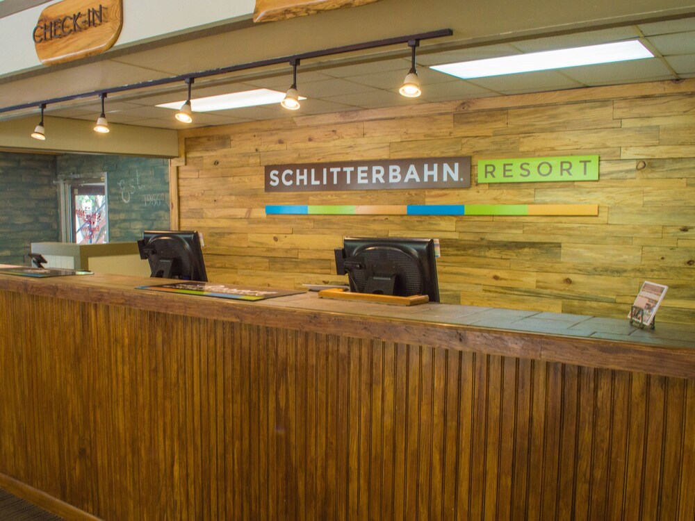 Book The Resort At Schlitterbahn In New Braunfels Hotels