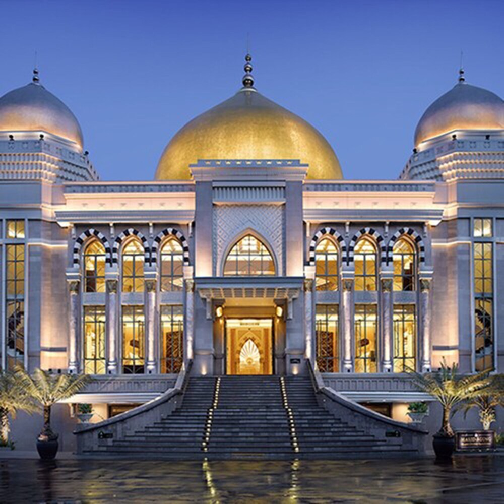 Book The Trans Luxury Hotel In Bandung Hotels Com