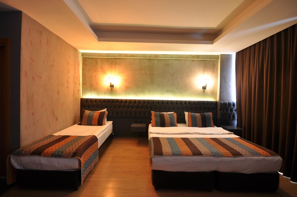 Retropera Hotel Istanbul Turkey Istanbul Hotel Discounts Hotels Com