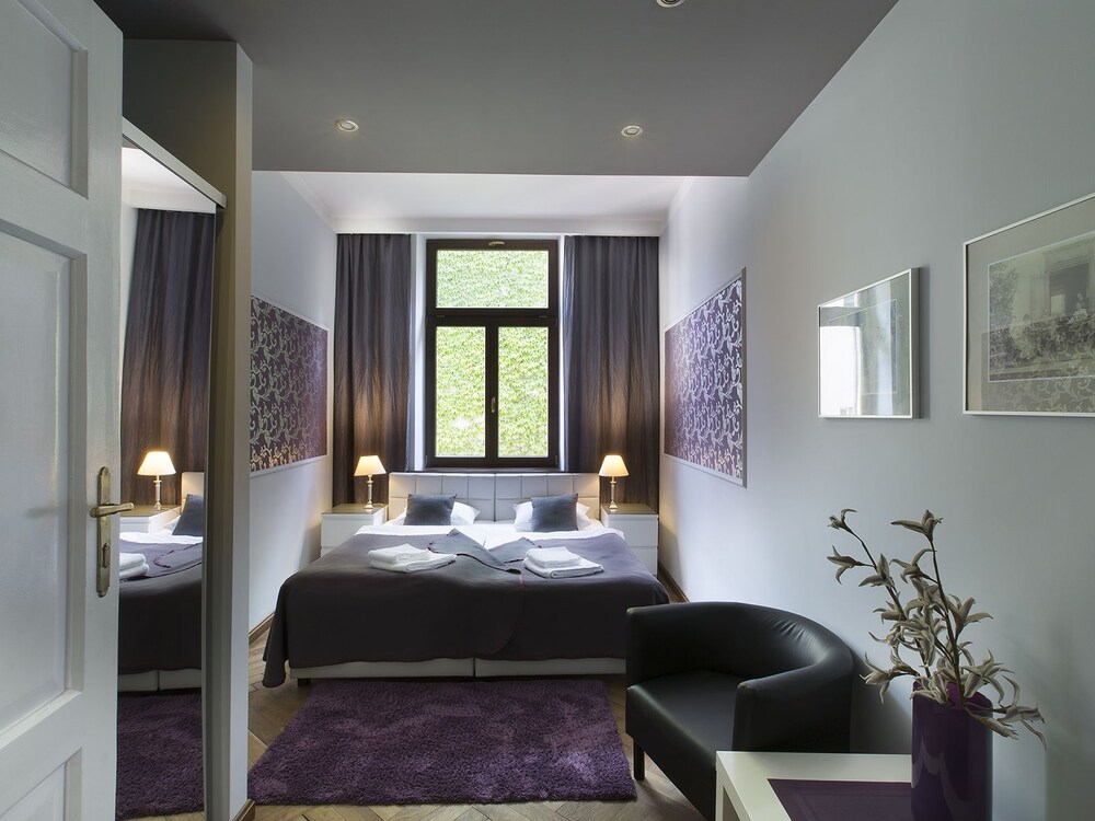 Book Antique Apartments Old Town In Krakow Hotels Com