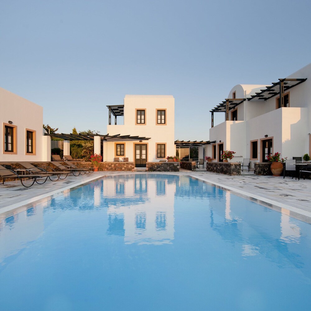 Book Anthonas Apartments In Santorini Hotels Com