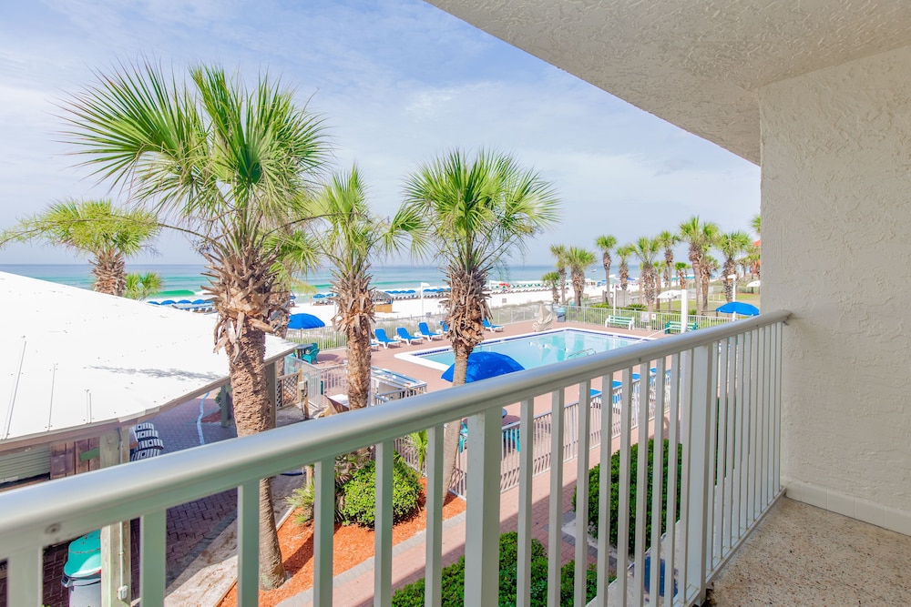 Book Bikini Beach Resort in Panama City Beach