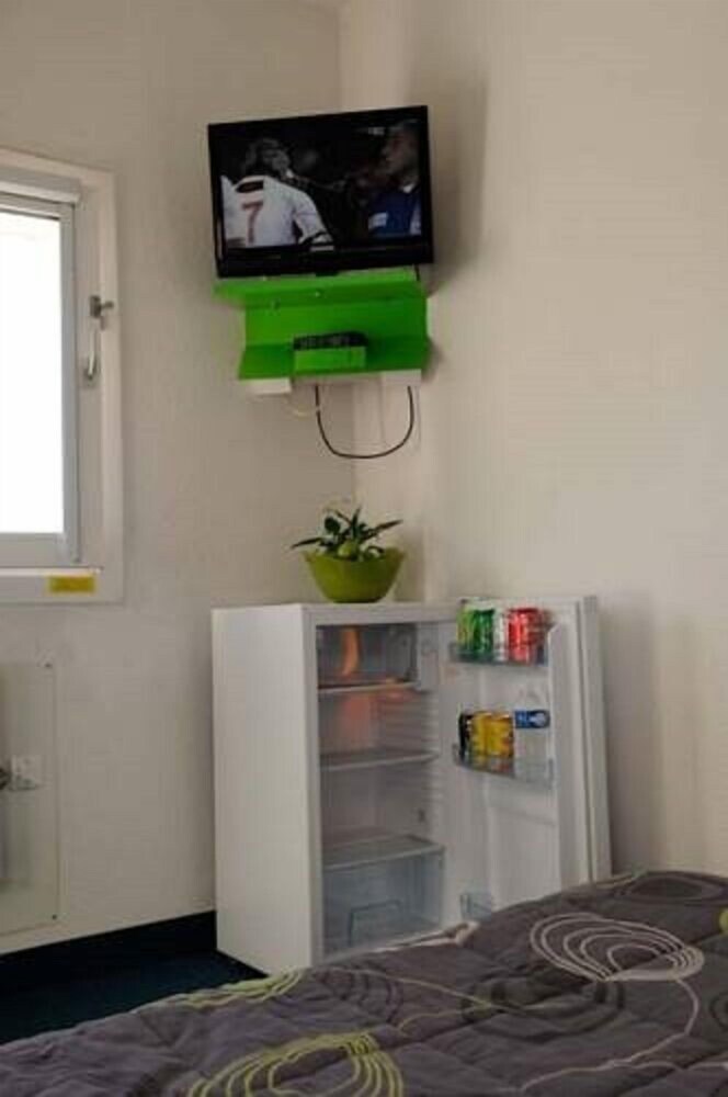 Lemon Hotel Plan De Campagne Marseille Septemes Les Vallons Info Photos Reviews Book At Hotels Com