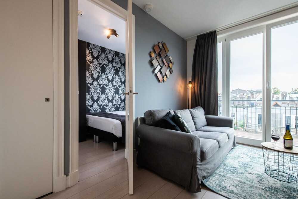 Book Short Stay Group Dapper Market Serviced Apartments In Amsterdam Hotels Com