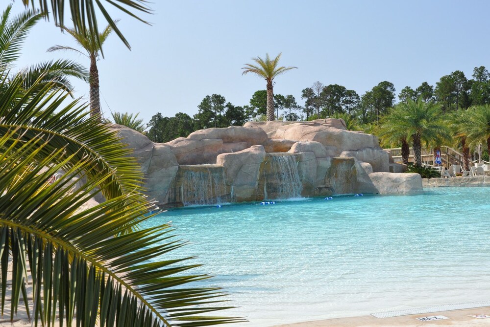 Book The Wharf By Young S Suncoast In Orange Beach Hotels Com