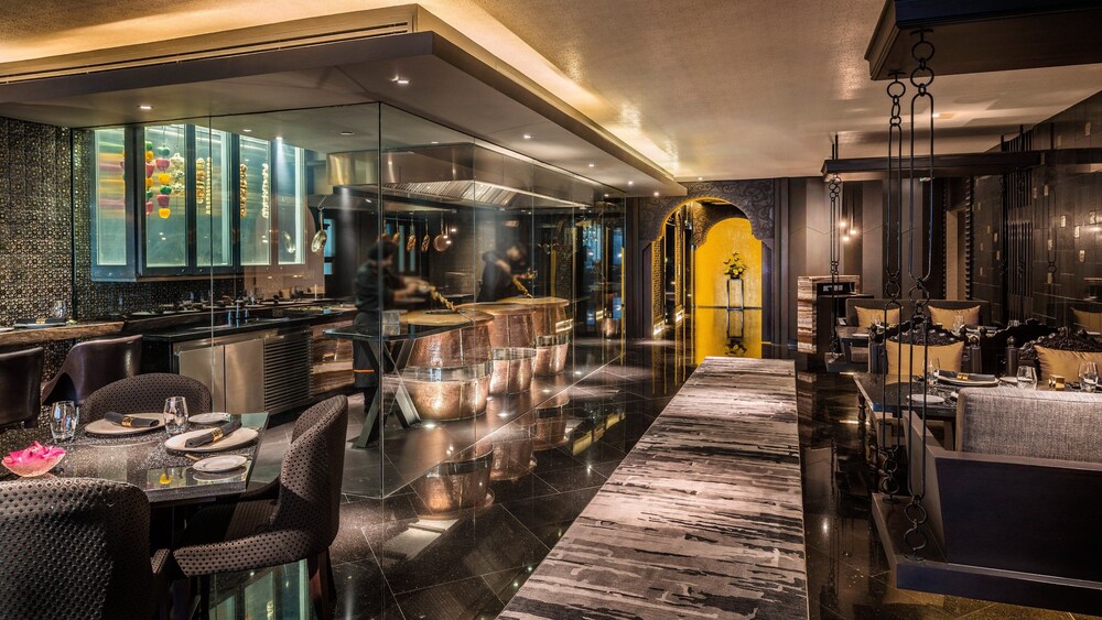 Book Holiday Inn Bangkok Sukhumvit An Ihg Hotel In Bangkok Hotels Com