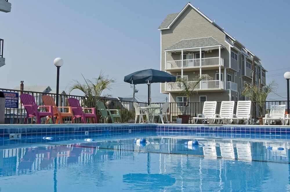 Book Rideau Oceanfront Motel In Ocean City Hotels Com