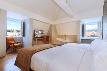 Picture of Lisboa Carmo Hotel in Lisbon