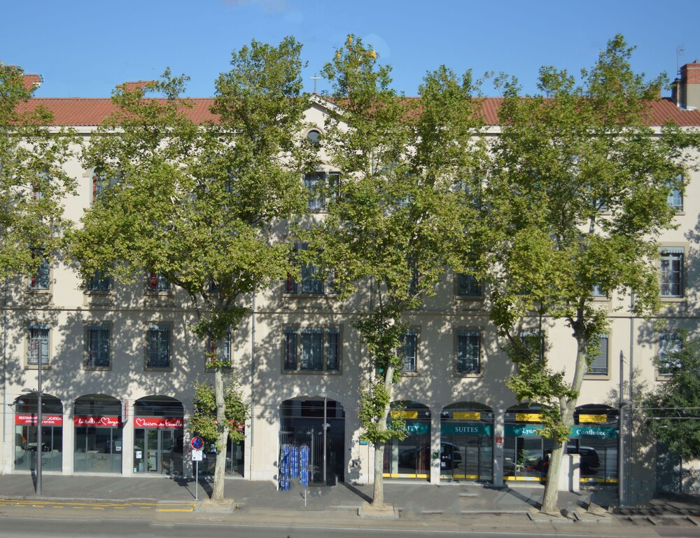 Casino 11 cours charlemagne avec