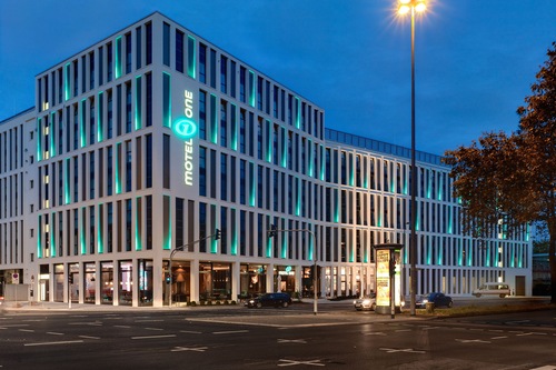 Motel One Koln Waidmarkt Cologne Germany Cologne Hotel Discounts Hotels Com