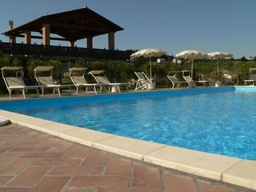 Prenota Agriturismo Fiore Di Campo A Fermo Hotels Com