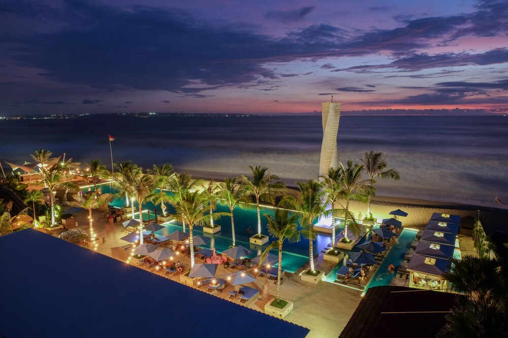 Book Lv8 Resort Hotel in Canggu  Hotels.com