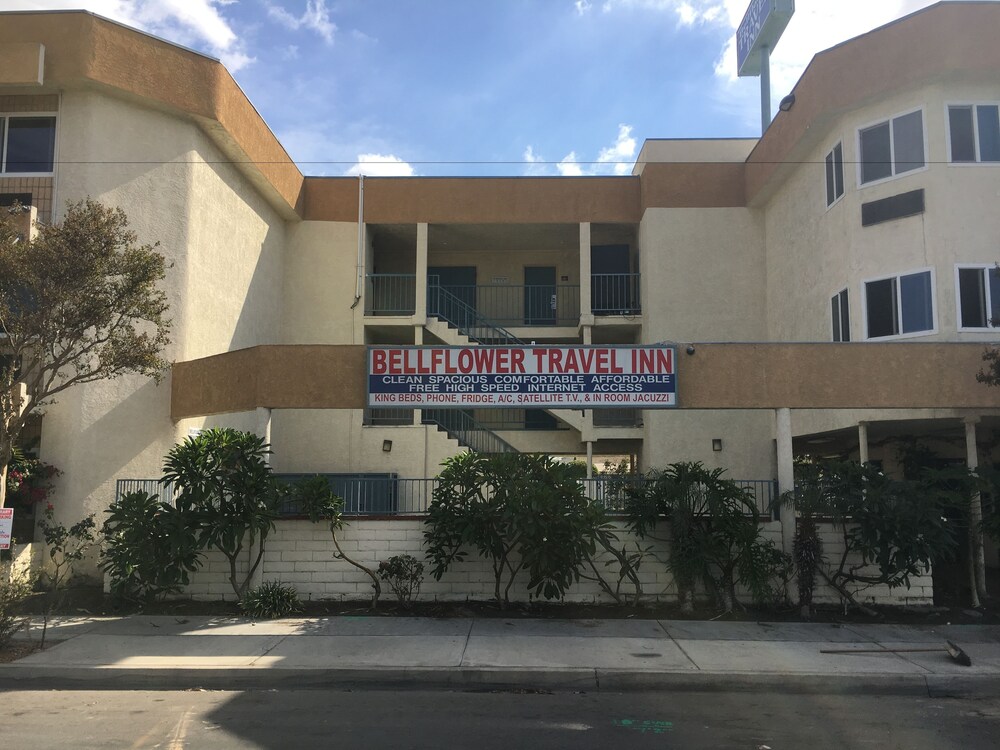 Book Bellflower Travel Inn In Hotels