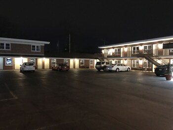 Top 10 Hotels In Burbank Illinois