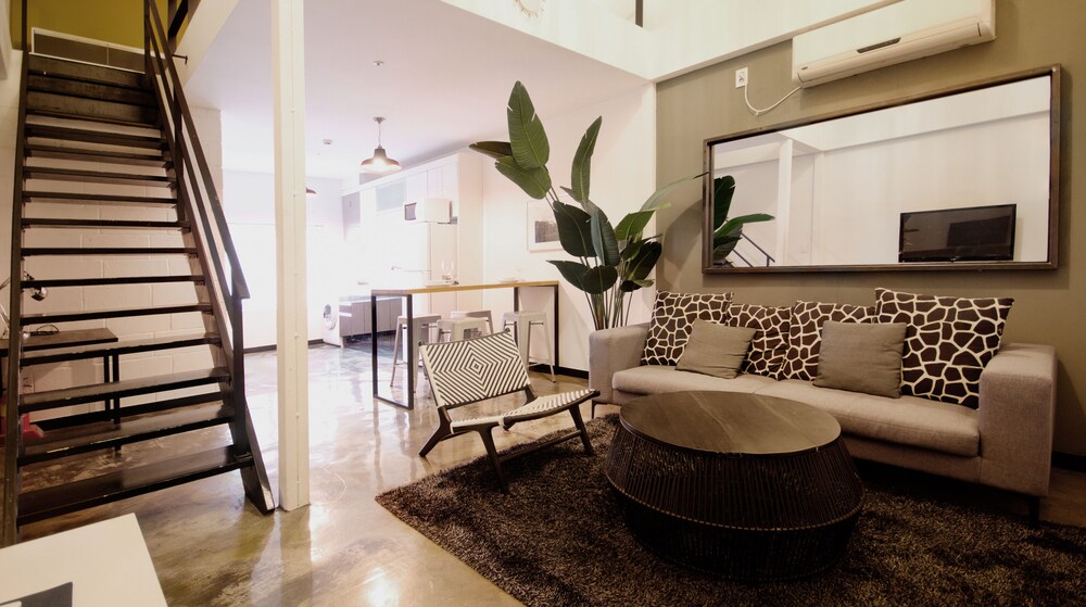 Sla Seoul Loft Apartments Seoul Hotels Com [ 333 x 500 Pixel ]