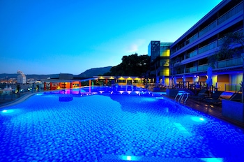 Válassza ki ezt a(z) Fitneszterem szállodát (Patong)