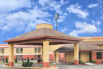 Top 10 Hotels In Robinson Illinois