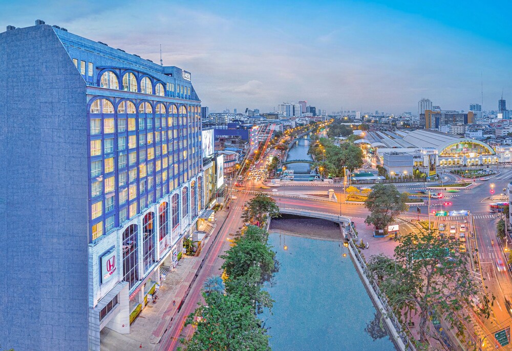 ザ クォーター フアランポォン バイ Uhg 駅の近くに位置する4つ星ホテル 宿泊予約はホテルズドットコム