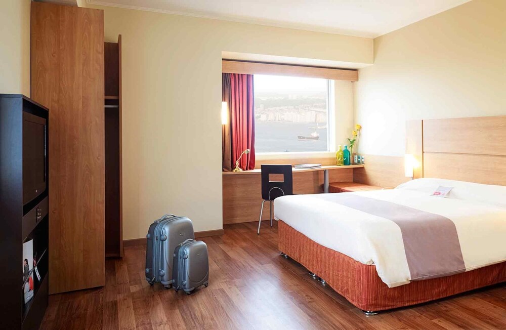 Ibis Valparaiso, (Valparaíso, Chile) Hotel en Valparaíso 5 estrellas