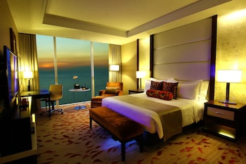 Picture of Solaire Resort and Casino in Paranaque