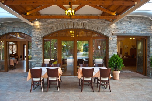 yannis resort hotel restaurant kavala