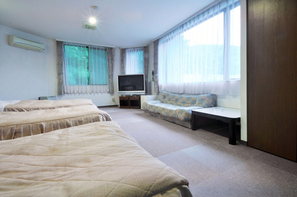 ペンションシャドウクラッセ 小樽 の宿泊予約 ホテルズドットコム