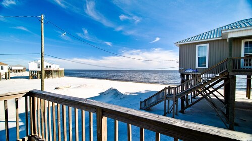 バユ ラ バトル のホテル 宿泊予約 格安ホテル予約 最安値検索 ホテルズドットコム 多数の宿泊施設のキャンセル無料