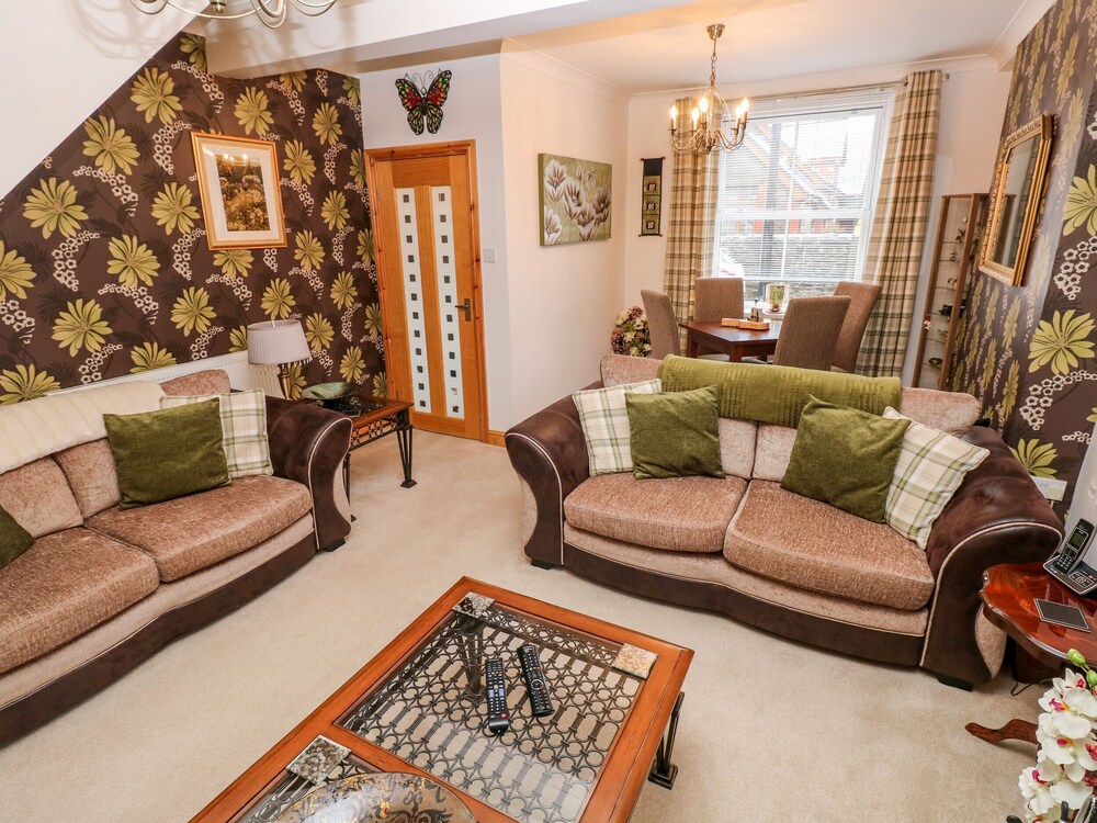 ザ ピンク ハウス トレオルヒ の宿泊予約 ホテルズドットコム