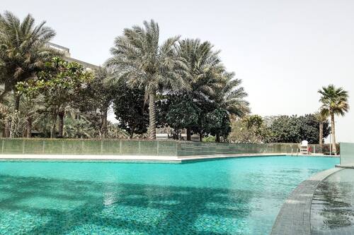 احجز شقة فسيحة ومنم قة بغرفة نوم واحدة في واجهة الجداف المائية في دبي قارن أسعار الفنادق في دبي